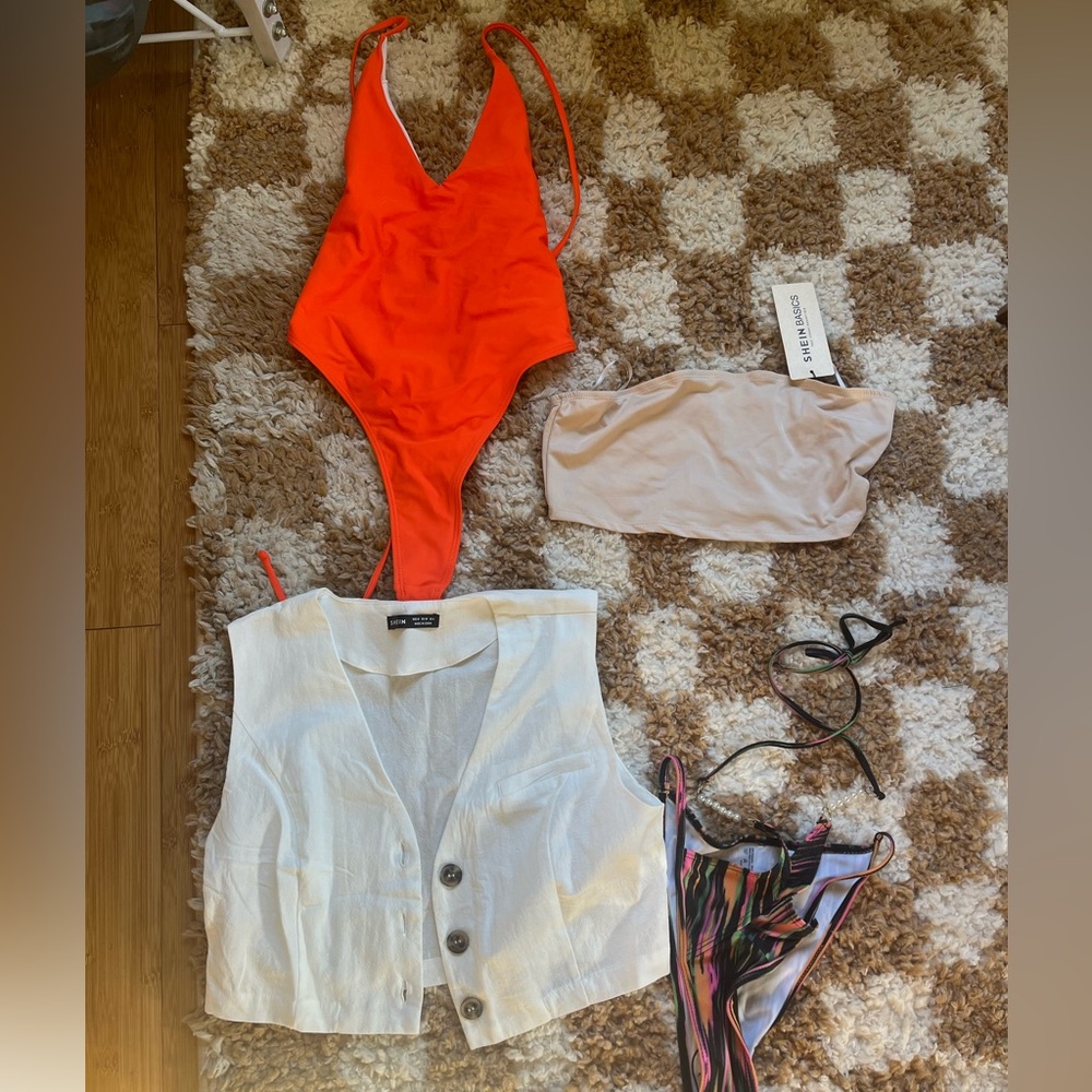 SHEIN bundle size medium NWT for some, never used swim and tops
